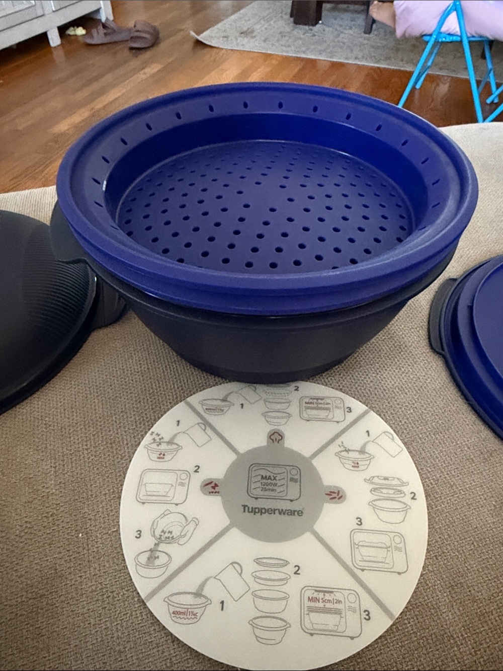 Tupperware Smart Microwave Multi-Cooker - Picture 4 of 9